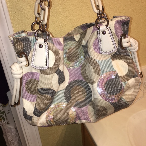 Coach purse - Picture 2 of 2